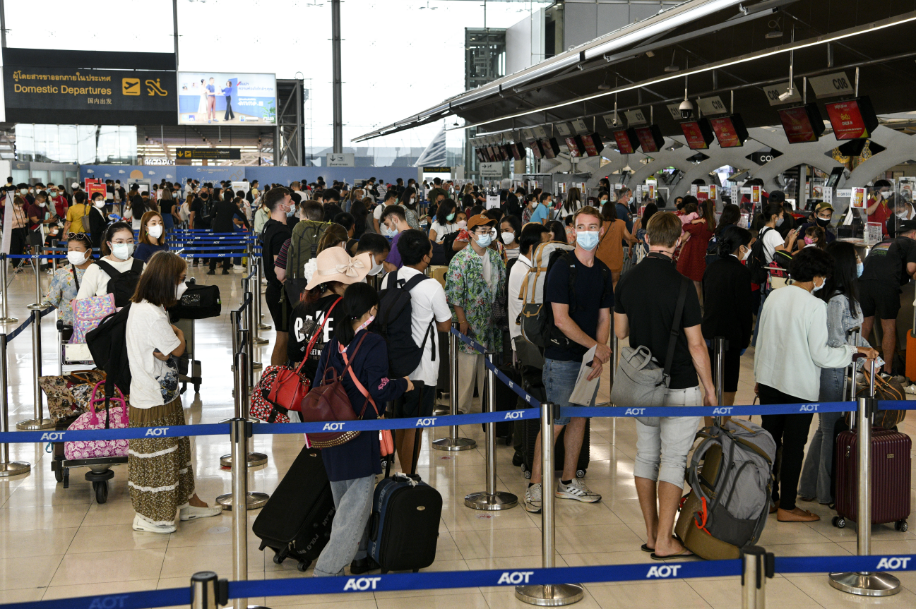 泰国拟向外国游客征收300泰铢税费以防止“过度旅游”